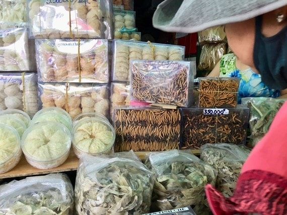 SỰ THẬT ĐẰNG SAU NHỮNG HŨ YẾN GIÁ RẺ